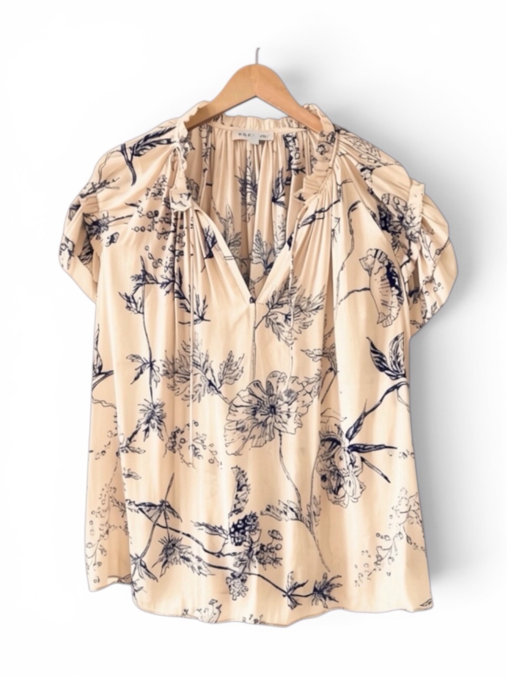 Flouncy Blouse Womens 1X Cream black Toile Floral Romantic